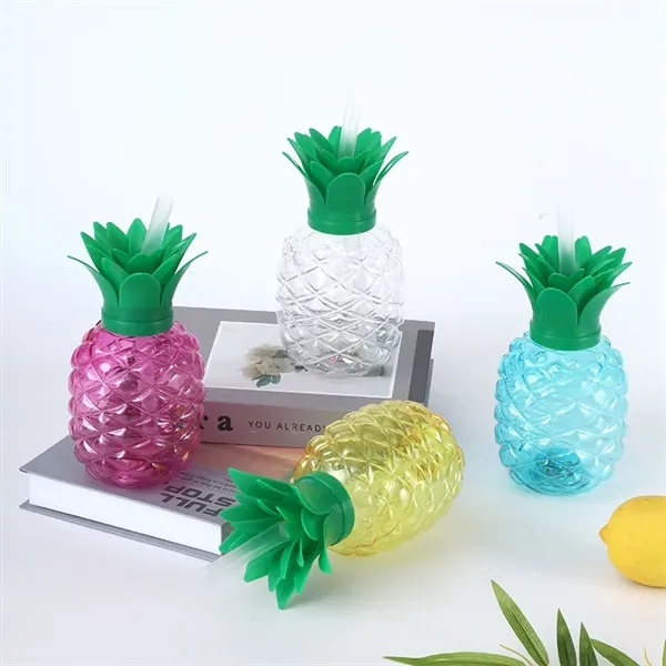 17oz Pineapple-Shaped Plastic Cup with LED Light and Straw - 17oz Pineapple-Shaped Plastic Cup with LED Light and Straw - Image 10 of 15