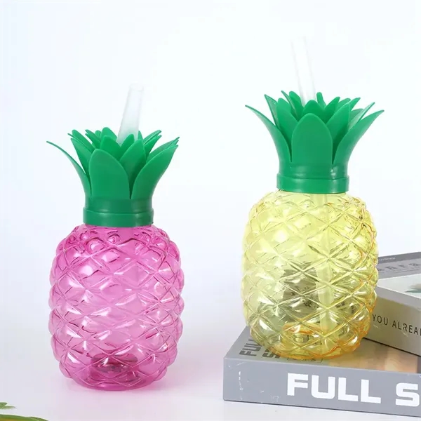 17oz Pineapple-Shaped Plastic Cup with LED Light and Straw - 17oz Pineapple-Shaped Plastic Cup with LED Light and Straw - Image 12 of 15