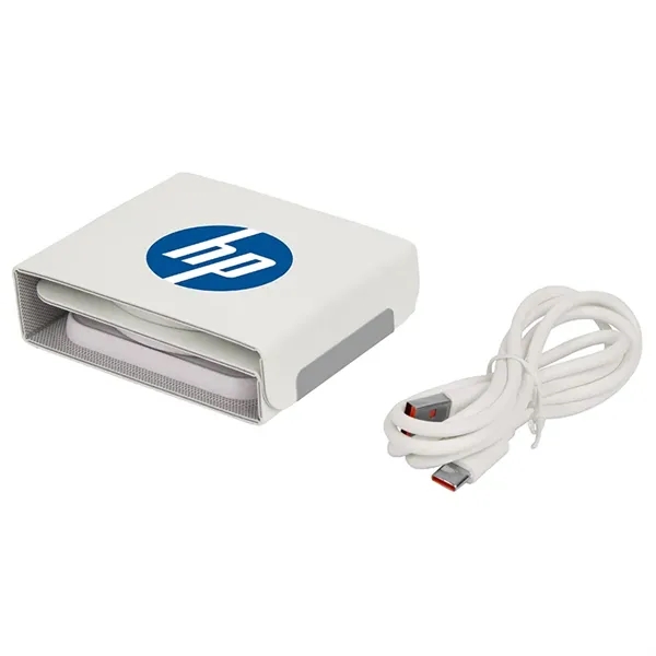 Richmond 3 in 1 Foldable Wireless Charging Station - Richmond 3 in 1 Foldable Wireless Charging Station - Image 11 of 11
