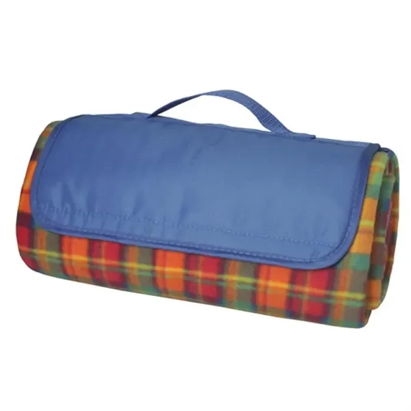 Picnic Blanket Roll-up w/Liner - Picnic Blanket Roll-up w/Liner - Image 2 of 4