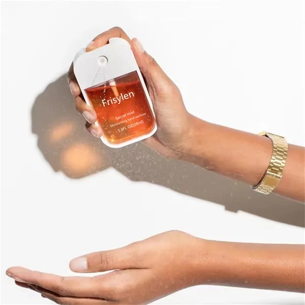 50Ml Credit Card Spray Bottle Liquid Hand Sanitizer - 50Ml Credit Card Spray Bottle Liquid Hand Sanitizer - Image 5 of 10