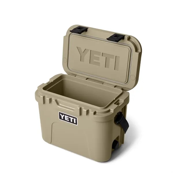 15 QT YETI® Roadie Hard Cooler Ice Chest 16.9" x 14" - 15 QT YETI® Roadie Hard Cooler Ice Chest 16.9" x 14" - Image 2 of 9