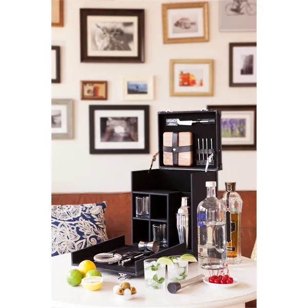Hamilton portable cocktail bar - Hamilton portable cocktail bar - Image 12 of 13