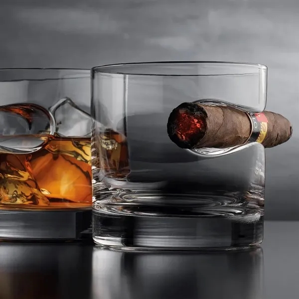 Cigar Whiskey Glass - Cigar Whiskey Glass - Image 2 of 4