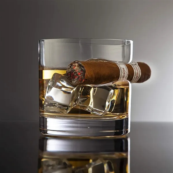 Cigar Whiskey Glass - Cigar Whiskey Glass - Image 4 of 4