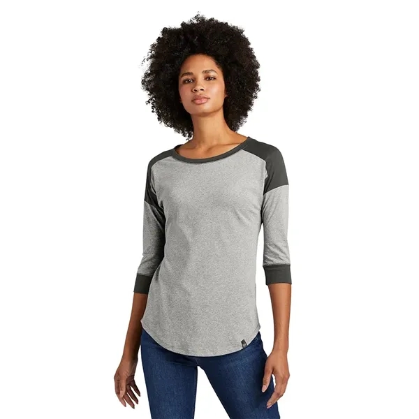 New Era Womens Heritage Blend 3/4-Sleeve Baseball Raglan Tee - New Era Womens Heritage Blend 3/4-Sleeve Baseball Raglan Tee - Image 4 of 9