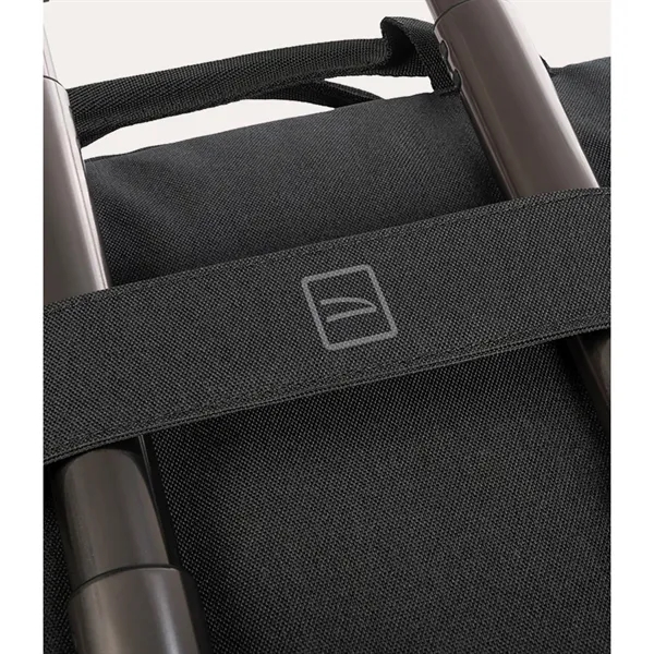 TUCANO® - Italy Recycled Modern Business Slim 16" Laptop Bag - TUCANO® - Italy Recycled Modern Business Slim 16" Laptop Bag - Image 5 of 8