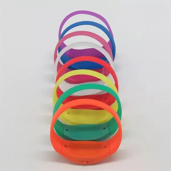 LED Bracelet - LED Bracelet - Image 3 of 4