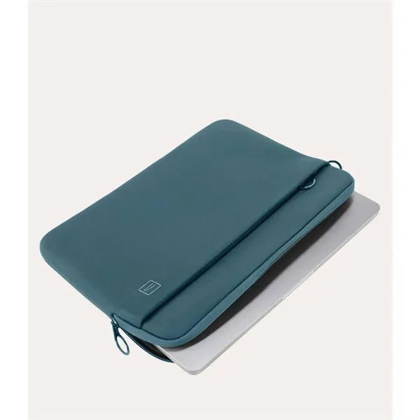 TUCANO® Italy Recycled Anti-Slip Business 14" Laptop Sleeve - TUCANO® Italy Recycled Anti-Slip Business 14" Laptop Sleeve - Image 4 of 9
