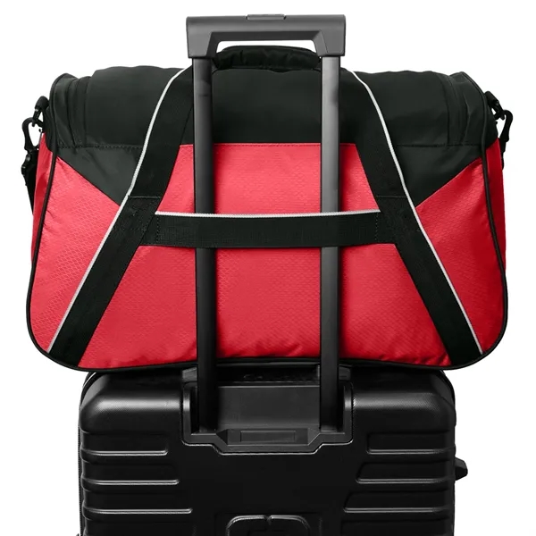 OGIO Inception Gym Duffel Bag - OGIO Inception Gym Duffel Bag - Image 4 of 8