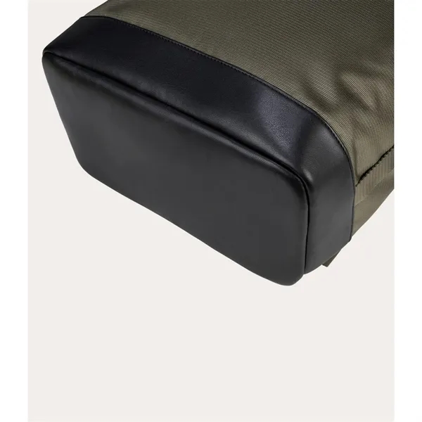 TUCANO® - Italy MODO PREMIUM Recycled Business Backpack - TUCANO® - Italy MODO PREMIUM Recycled Business Backpack - Image 6 of 12
