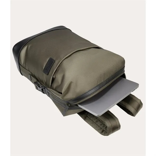 TUCANO® - Italy MODO PREMIUM Recycled Executive Backpack - TUCANO® - Italy MODO PREMIUM Recycled Executive Backpack - Image 9 of 11