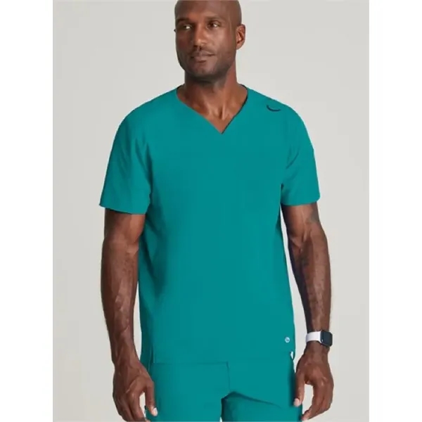 Barco® One Men's 2 Pocket Ribbed V-Neck Top - Barco® One Men's 2 Pocket Ribbed V-Neck Top - Image 10 of 13