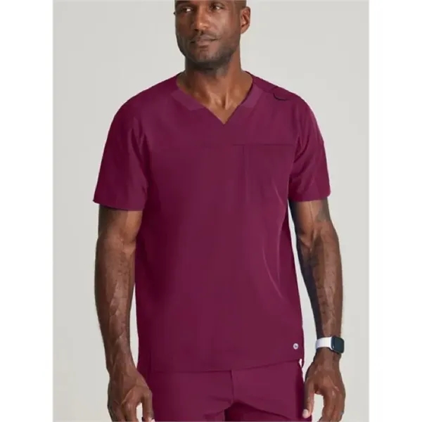 Barco® One Men's 2 Pocket Ribbed V-Neck Top - Barco® One Men's 2 Pocket Ribbed V-Neck Top - Image 12 of 13