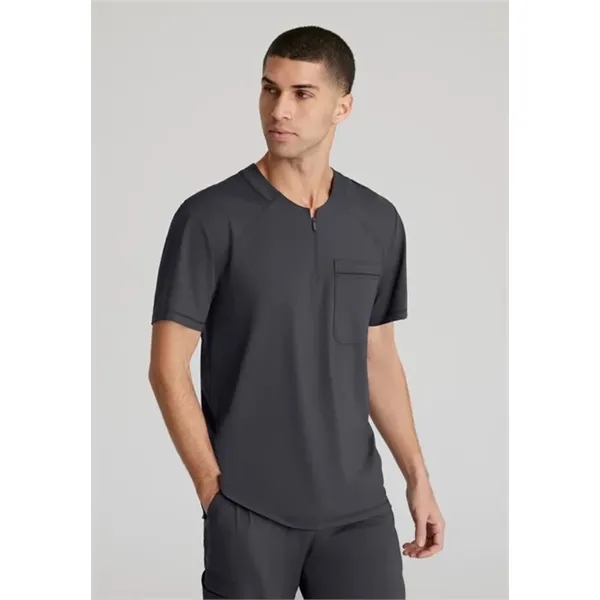 Skechers Slip-ins Men's Single Pocket Curved Neck Scrub Top - Skechers Slip-ins Men's Single Pocket Curved Neck Scrub Top - Image 5 of 6