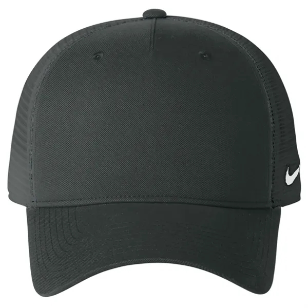 Nike Trucker Mesh Snapback Cap - Nike Trucker Mesh Snapback Cap - Image 10 of 10