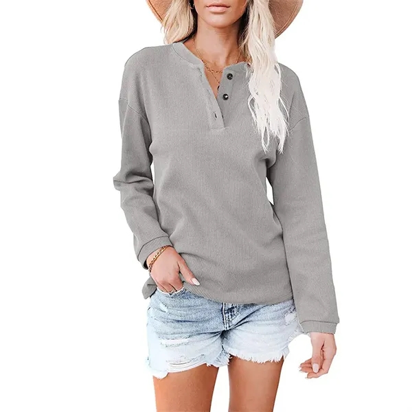 V-neck solid color long sleeve T-shirt - V-neck solid color long sleeve T-shirt - Image 6 of 7