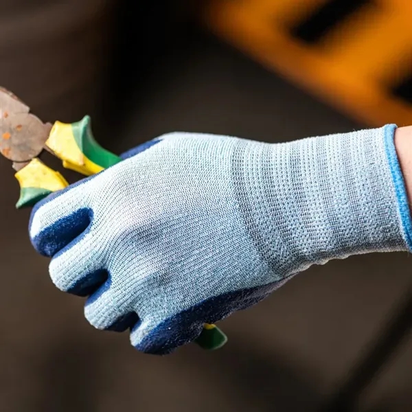 Breathable Natural Latex Garden Gloves - Breathable Natural Latex Garden Gloves - Image 3 of 4