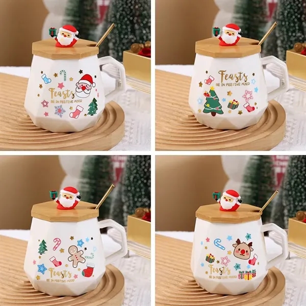 Ceramic Mug with Lid featuring Santa - Ceramic Mug with Lid featuring Santa - Image 4 of 4