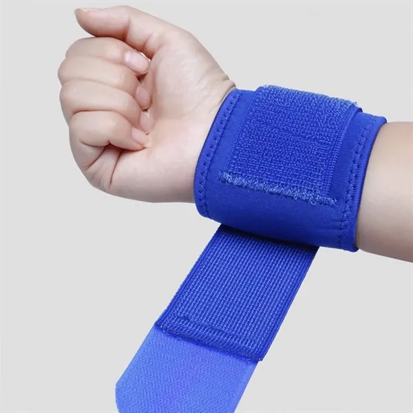 Sports Training Fitness Protective Gear With Wrist Bandage - Sports Training Fitness Protective Gear With Wrist Bandage - Image 5 of 5