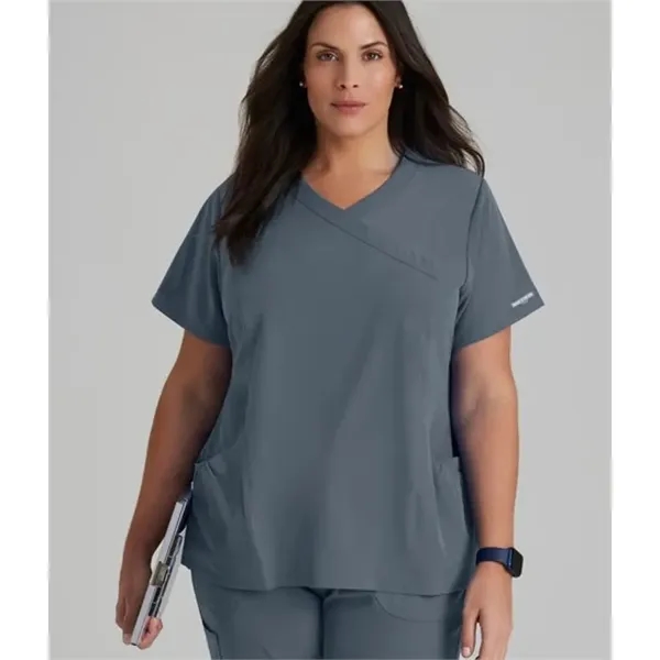 Barco Skechers Women's Vitality 3 Pocket V-Neck Scrub Top - Barco Skechers Women's Vitality 3 Pocket V-Neck Scrub Top - Image 4 of 6