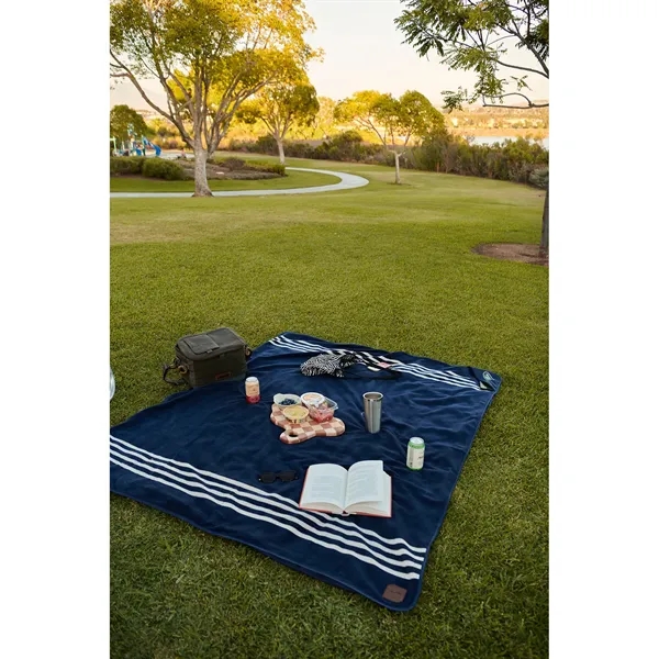 Slowtide® Camp Blanket - Slowtide® Camp Blanket - Image 10 of 18