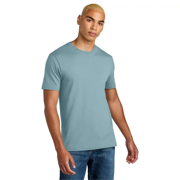 District Perfect Weight Icon Tee