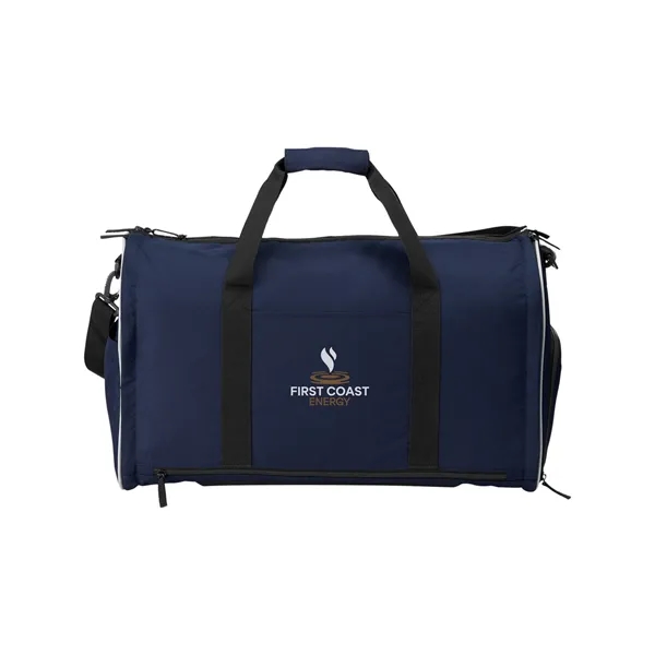 Harriton ClimaBloc™ Convertible Garment Duffel - Harriton ClimaBloc™ Convertible Garment Duffel - Image 9 of 10