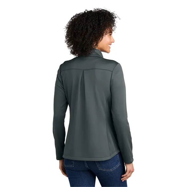 Eddie Bauer Women's Smooth Mid Layer Fleece 1/2-Zip - Eddie Bauer Women's Smooth Mid Layer Fleece 1/2-Zip - Image 10 of 19