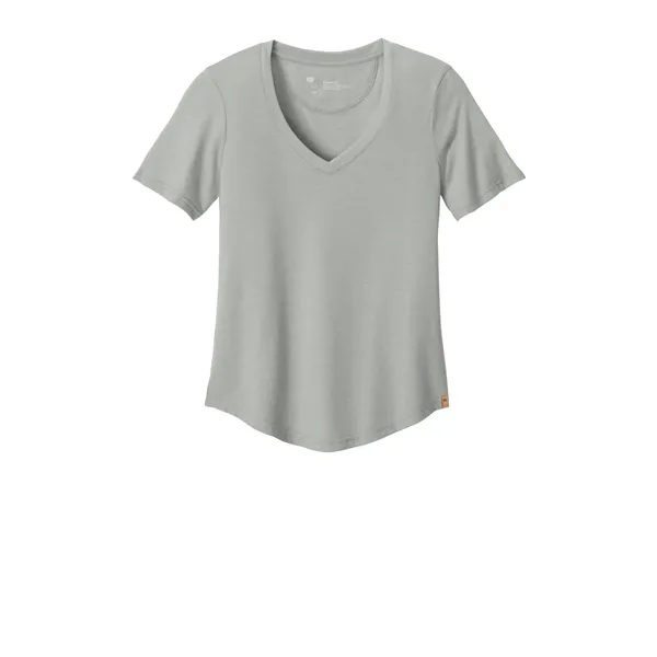 tentree Women's TreeBlend V-Neck T-Shirt - tentree Women's TreeBlend V-Neck T-Shirt - Image 3 of 9