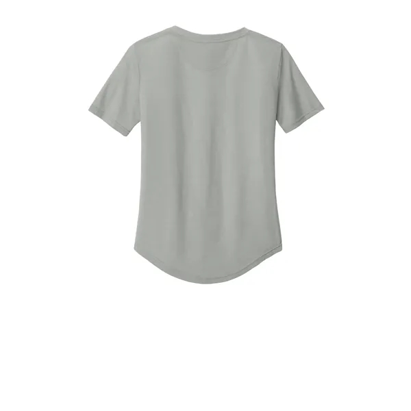 tentree Women's TreeBlend V-Neck T-Shirt - tentree Women's TreeBlend V-Neck T-Shirt - Image 4 of 9