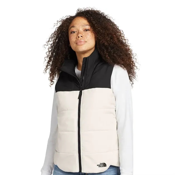 The North Face® Women's Everyday Insulated Vest - The North Face® Women's Everyday Insulated Vest - Image 2 of 6