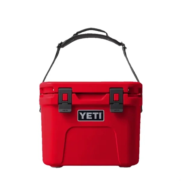 YETI Roadie 15 qt Cooler - YETI Roadie 15 qt Cooler - Image 5 of 7