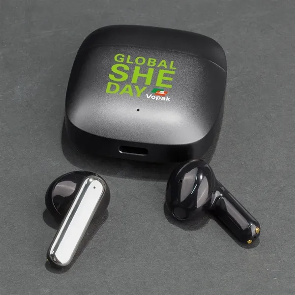 Lloyd Black Metal Wireless Earbuds - Lloyd Black Metal Wireless Earbuds - Image 6 of 9