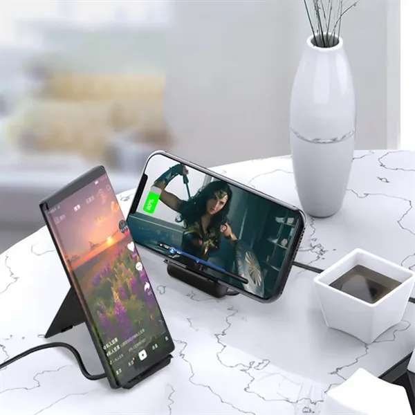 3-in-1 USB Adapter Kit with 15W Wireless Charge Phone Stand - 3-in-1 USB Adapter Kit with 15W Wireless Charge Phone Stand - Image 5 of 9