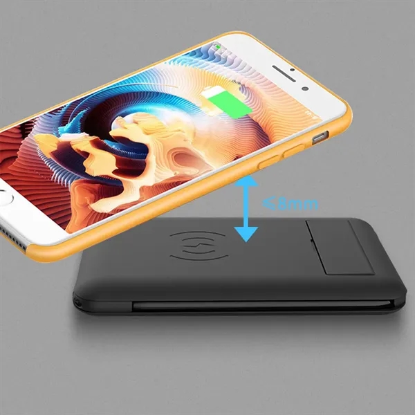 3-in-1 USB Adapter Kit with 15W Wireless Charge Phone Stand - 3-in-1 USB Adapter Kit with 15W Wireless Charge Phone Stand - Image 6 of 9