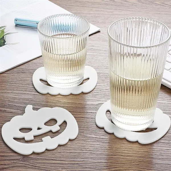 Silicone Luminous Halloween Pumpkin Coaster Coffee Cup Mat - Silicone Luminous Halloween Pumpkin Coaster Coffee Cup Mat - Image 3 of 3