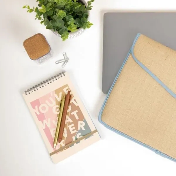 TASKPAD - 5.5 x 8.5 - WIRE - BLACK AND WHITE GUTS - TASKPAD - 5.5 x 8.5 - WIRE - BLACK AND WHITE GUTS - Image 0 of 4