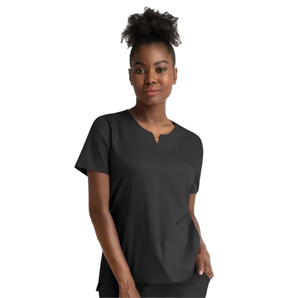 Maevn - Matrix - Women's Three-Pocket Notched Crew Neck Top - Maevn - Matrix - Women's Three-Pocket Notched Crew Neck Top - Image 0 of 7