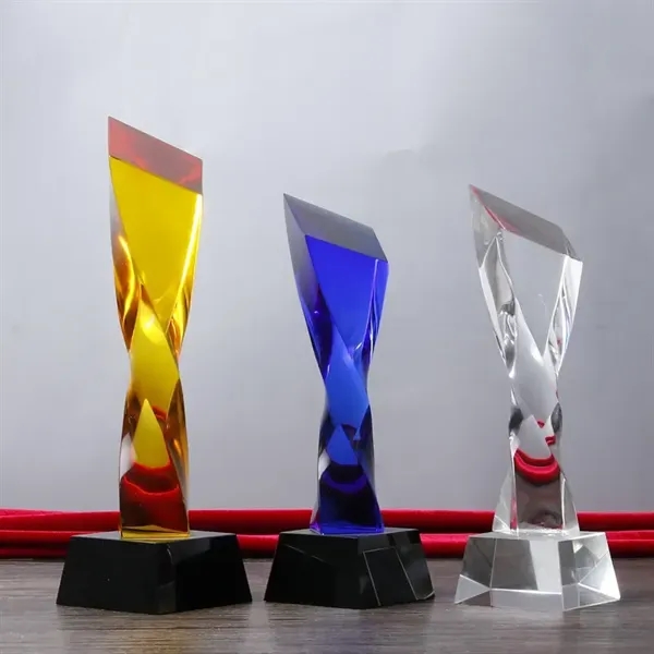 Twisted Crystal Trophy - Twisted Crystal Trophy - Image 8 of 9