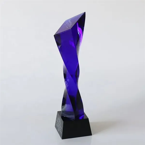 Twisted Crystal Trophy - Twisted Crystal Trophy - Image 9 of 9