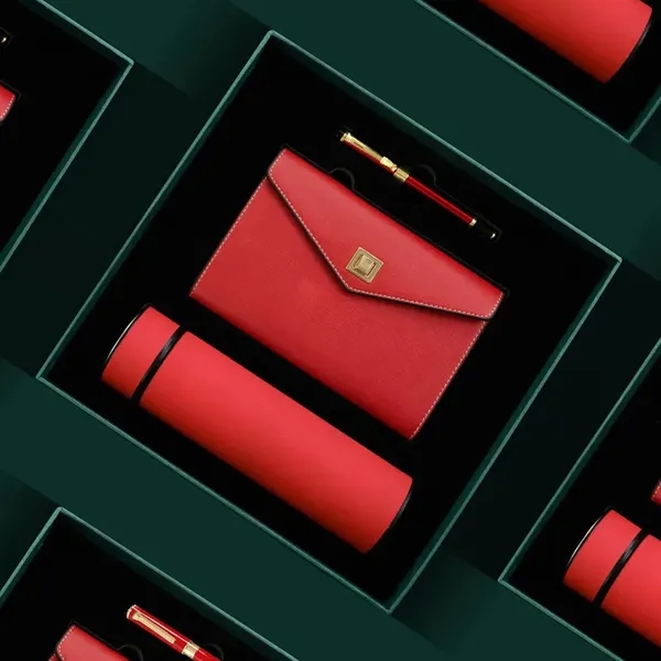 3-Piece New Year Business Gift Set - 3-Piece New Year Business Gift Set - Image 3 of 4