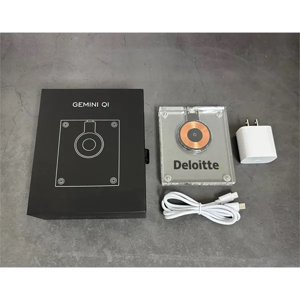 Gemini Qi 2.0 - 15W Acrylic Charger - Gemini Qi 2.0 - 15W Acrylic Charger - Image 2 of 4