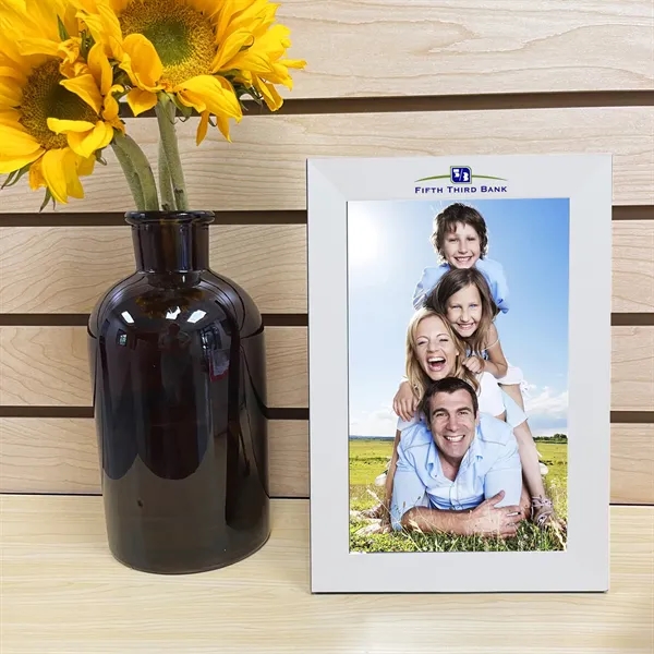 Wi-Fi Digital Photo Frame - 10" - Wi-Fi Digital Photo Frame - 10" - Image 0 of 5