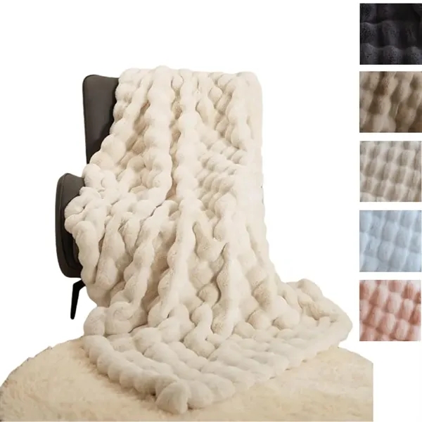 Luxury Cozy Faux Fur Throw Blanket - Luxury Cozy Faux Fur Throw Blanket - Image 0 of 5
