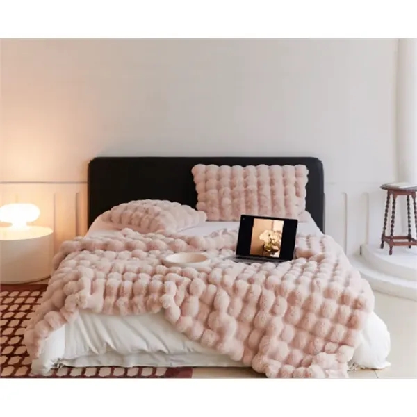 Luxury Cozy Faux Fur Throw Blanket - Luxury Cozy Faux Fur Throw Blanket - Image 4 of 5