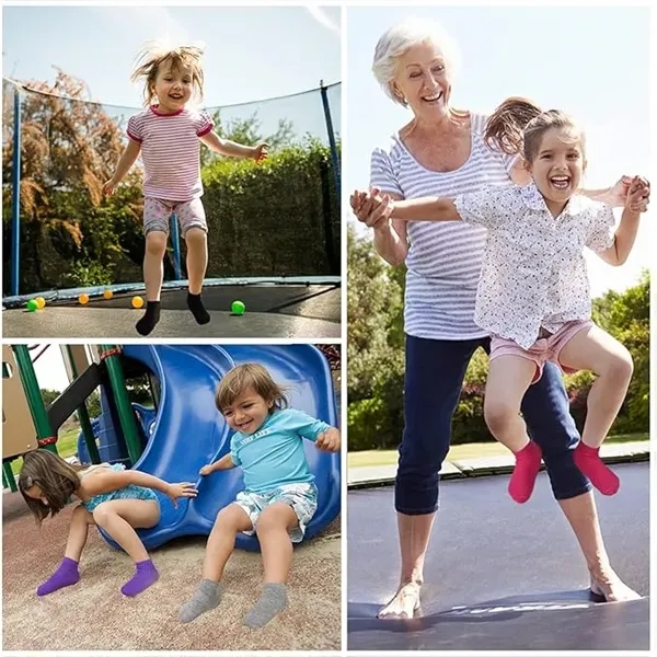 Kids Teenager Non Slip Anti Skid Trampoline Socks with Grips - Kids Teenager Non Slip Anti Skid Trampoline Socks with Grips - Image 8 of 13