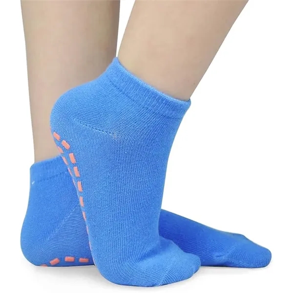 Kids Teenager Non Slip Anti Skid Trampoline Socks with Grips - Kids Teenager Non Slip Anti Skid Trampoline Socks with Grips - Image 9 of 13