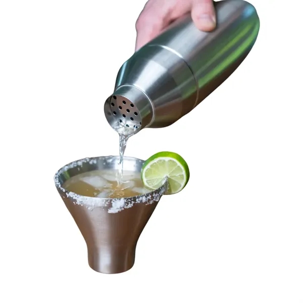 Insulated Cocktail Shaker and Martini Tumbler  Set - Insulated Cocktail Shaker and Martini Tumbler  Set - Image 9 of 10