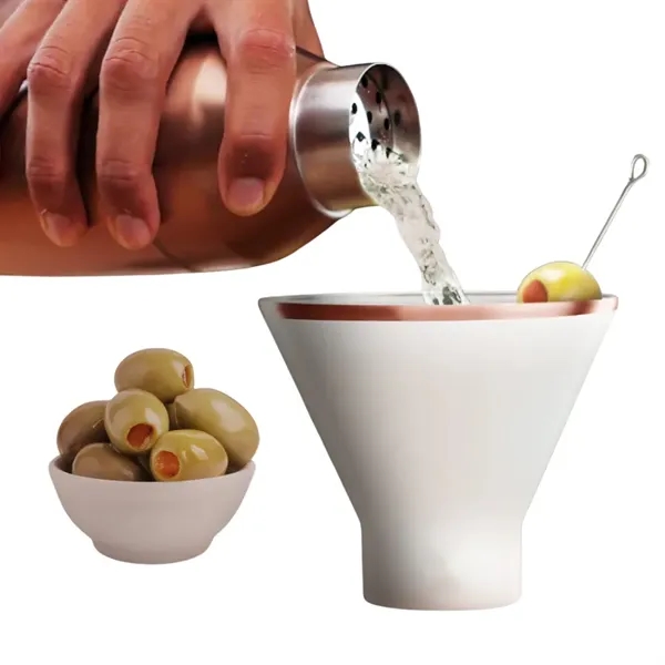 Insulated Cocktail Shaker and Martini Tumbler  Set - Insulated Cocktail Shaker and Martini Tumbler  Set - Image 10 of 10